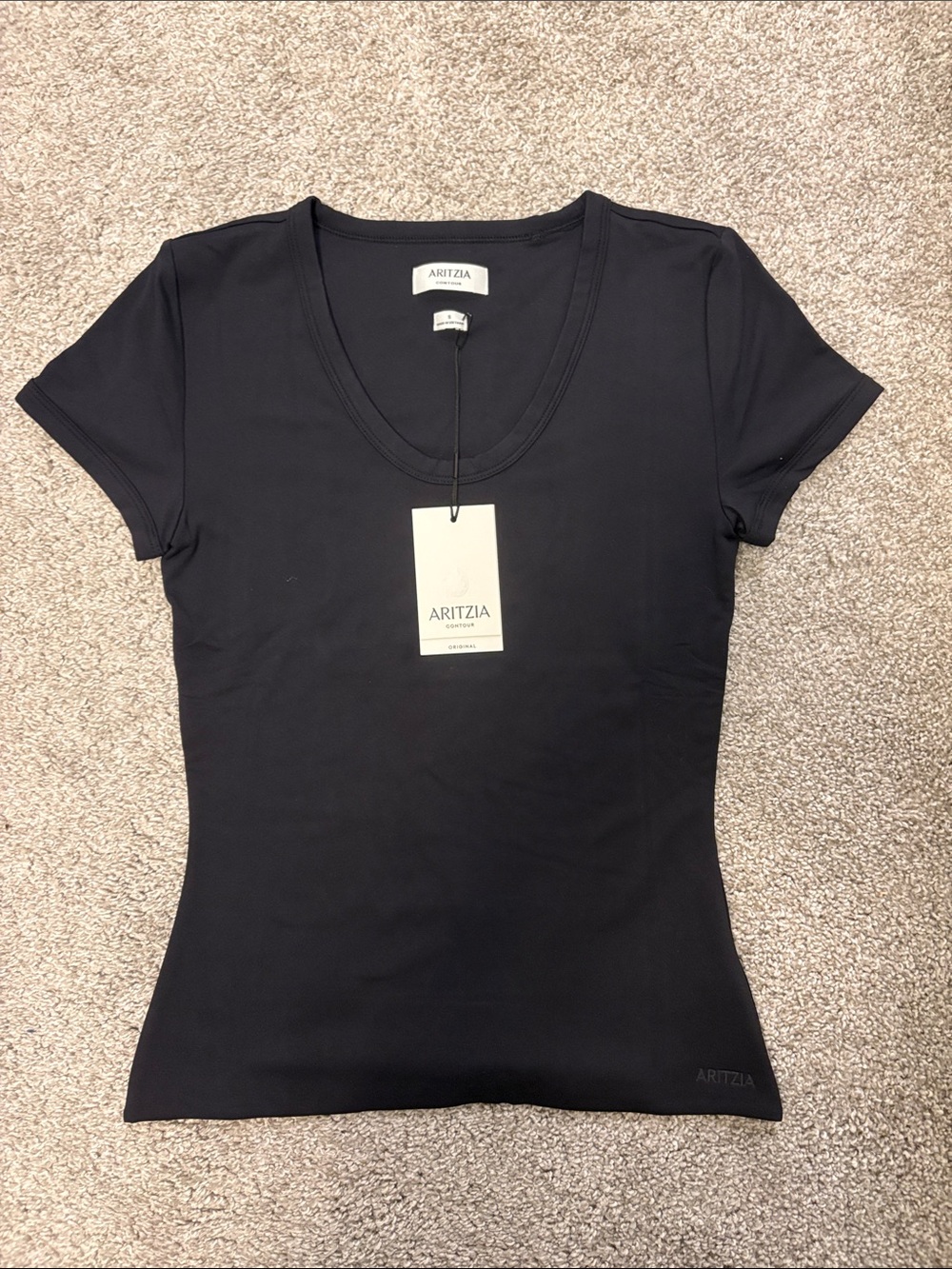 Aritzia Black Scoop Neck Short Sleeve Contour Tee